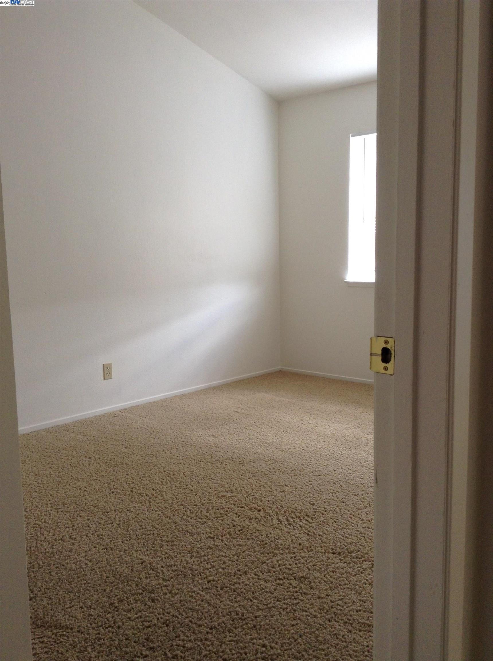 149 Pelican Loop Pittsburg, CA 94565 - Photo 23 of 35