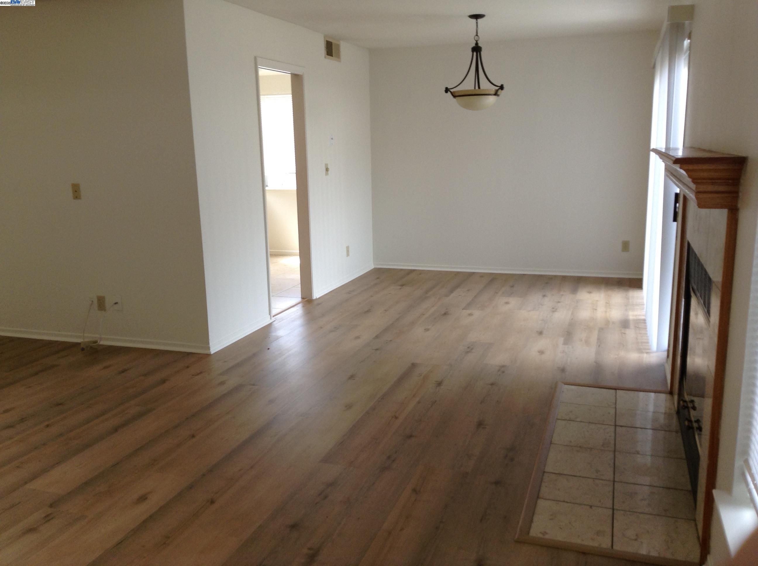 149 Pelican Loop Pittsburg, CA 94565 - Photo 9 of 35