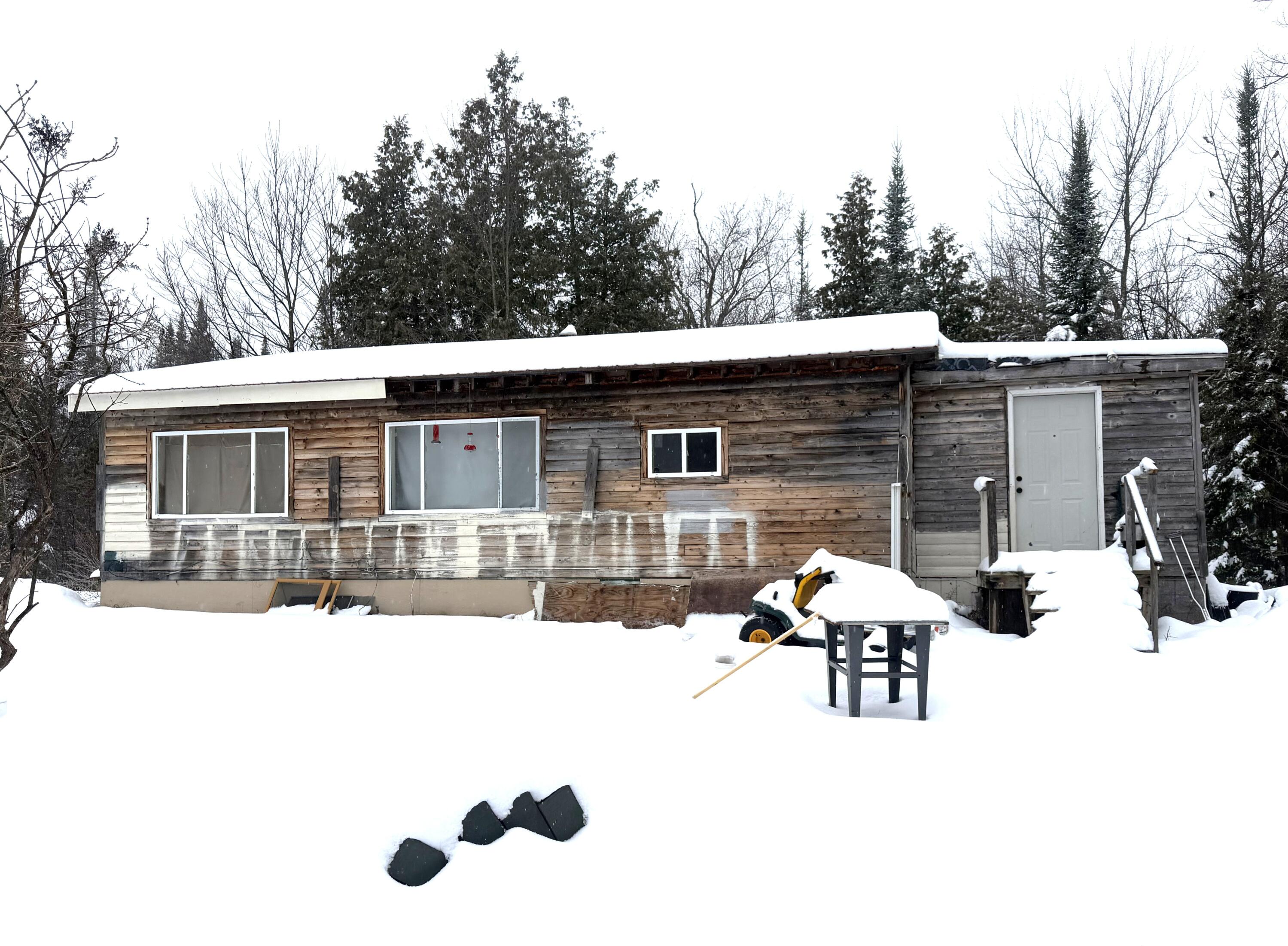 5693C6C1-E4B9-42D1-8AE1-C48DD9BEEF99