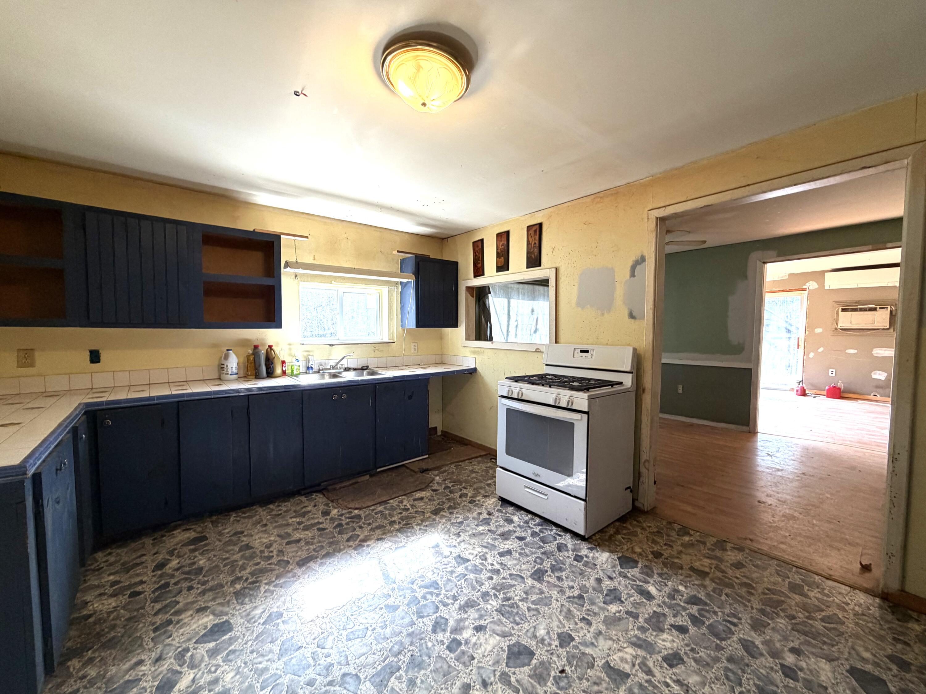 296 Valley Avenue Road Exeter, ME 04435 - Photo 4 of 35 Kit-3