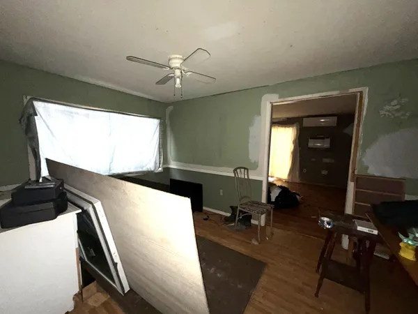 $117,500 | 296 Valley Avenue Road, Exeter, ME 04435