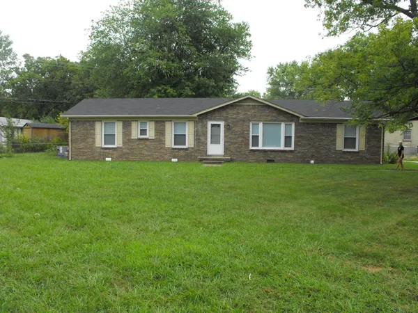 $1,495 | 2221 Green Acres Drive, Clarksville, TN 37042