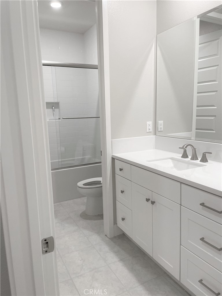 116 Scale Irvine, CA 92618 - Photo 28 of 38