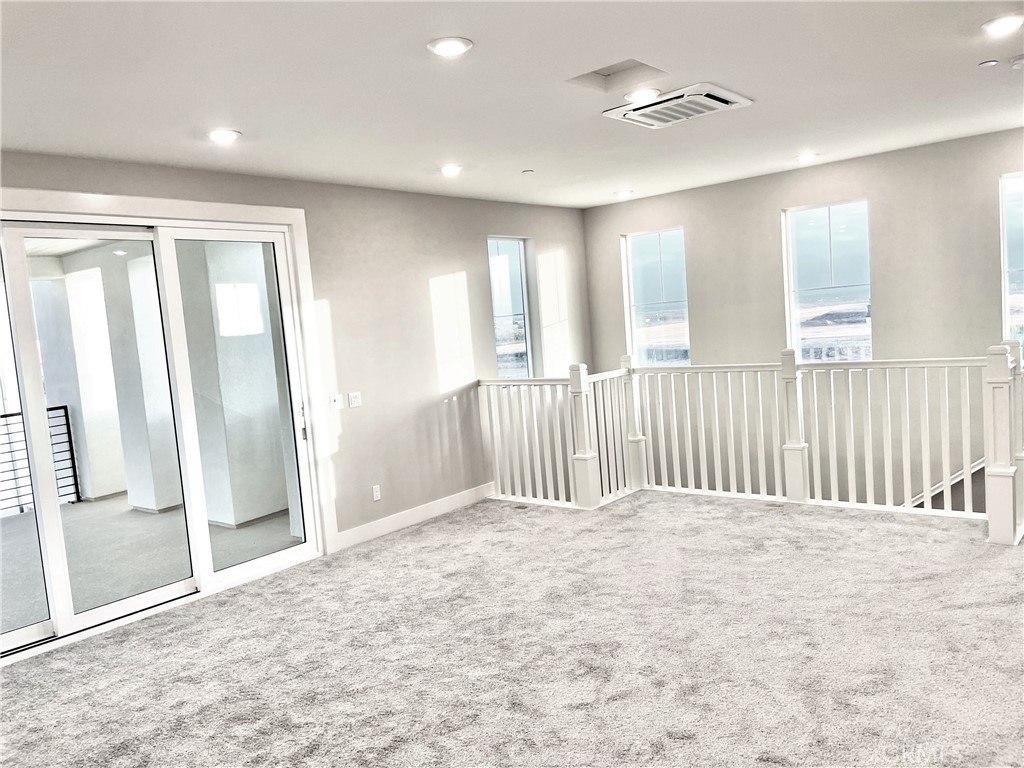 116 Scale Irvine, CA 92618 - Photo 31 of 38