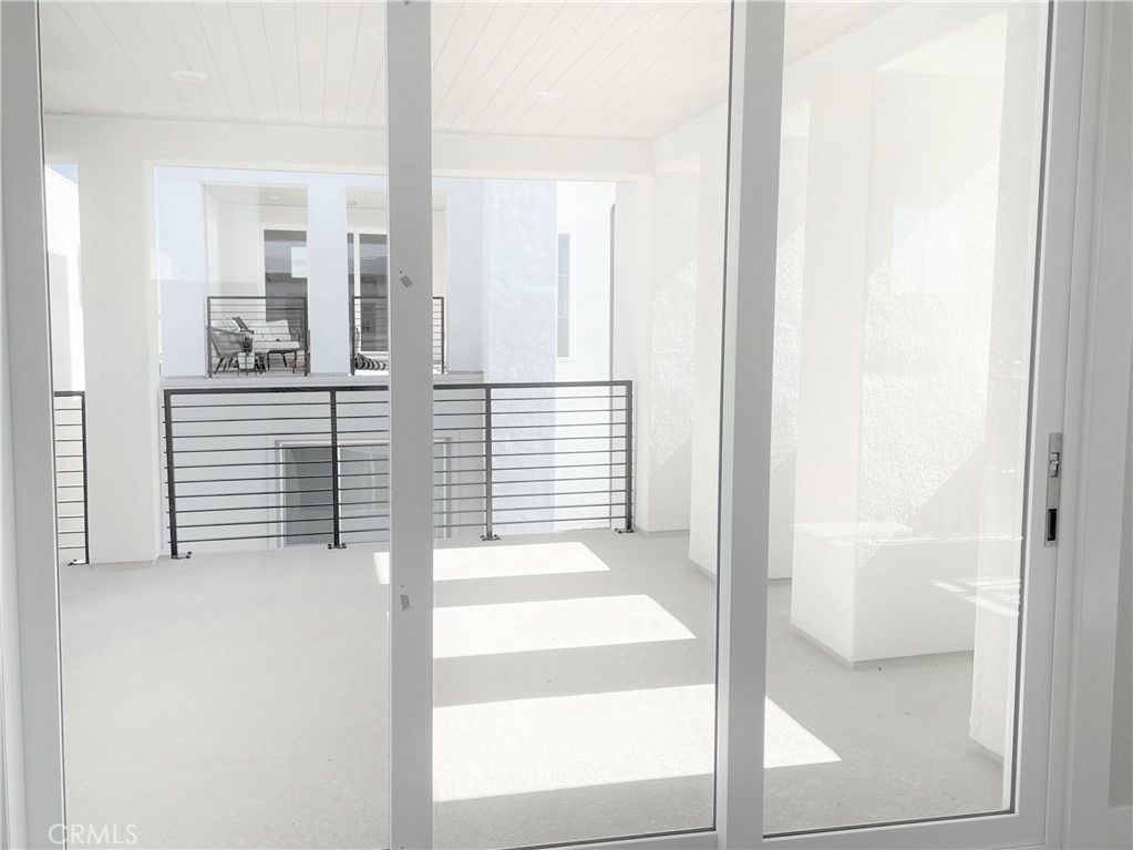 116 Scale Irvine, CA 92618 - Photo 32 of 38