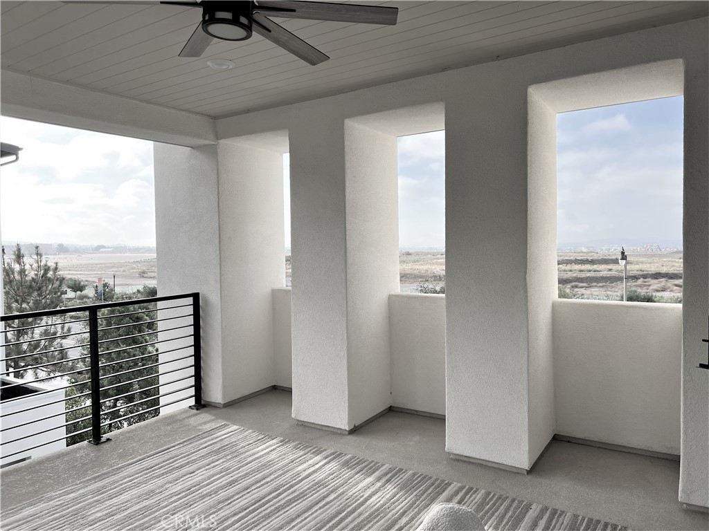 116 Scale Irvine, CA 92618 - Photo 33 of 38