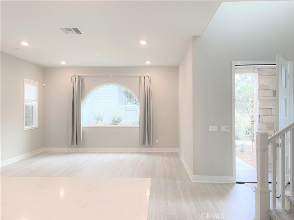 116 Scale Irvine, CA 92618 - Photo 9 of 38