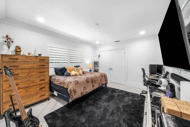 $3,758,895 | 7425 Northeast Bay Cove Court, Boca Raton, FL 33487