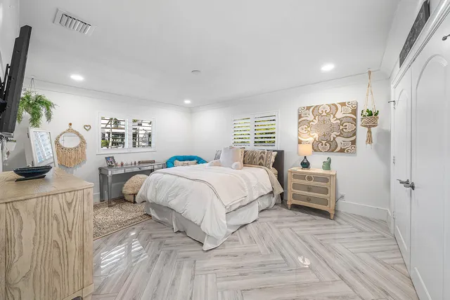 $3,758,895 | 7425 Northeast Bay Cove Court, Boca Raton, FL 33487