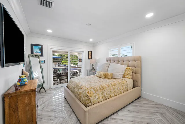 $3,758,895 | 7425 Northeast Bay Cove Court, Boca Raton, FL 33487