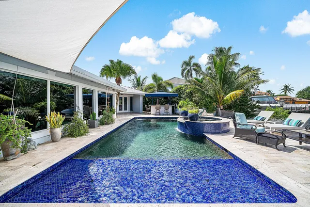$3,758,895 | 7425 Northeast Bay Cove Court, Boca Raton, FL 33487