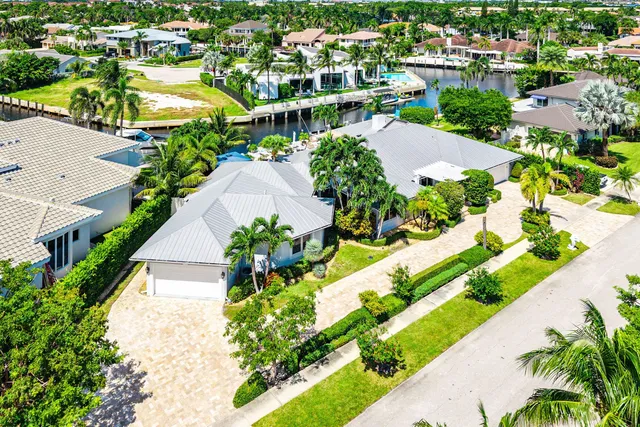 $3,758,895 | 7425 Northeast Bay Cove Court, Boca Raton, FL 33487
