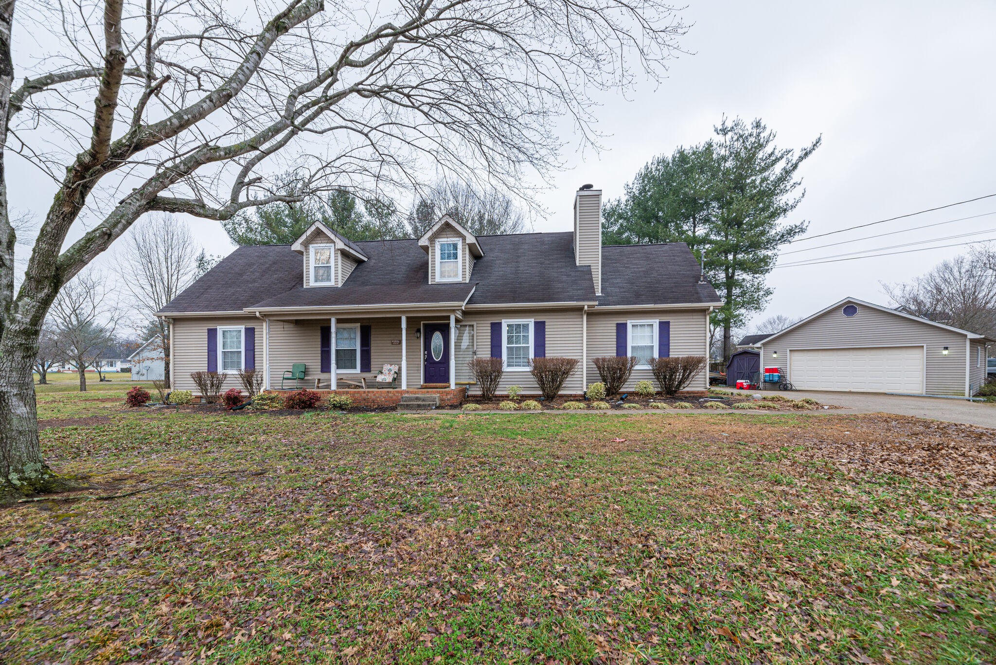 5140 East Calgary Murfreesboro, TN 37129 - Photo 2 of 30 a front view of a house with garden