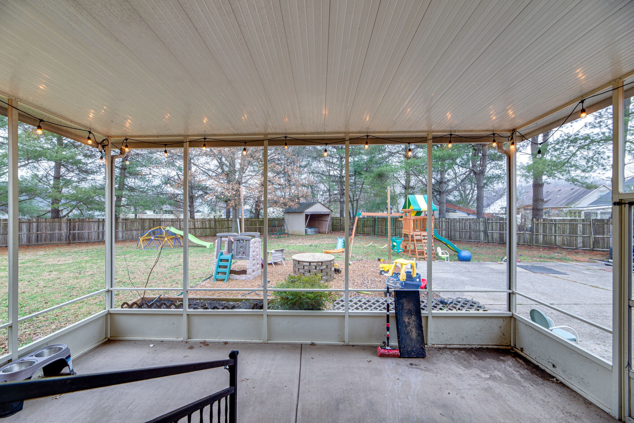5140 East Calgary Murfreesboro, TN 37129 - Photo 27 of 30 a sitting area with city view