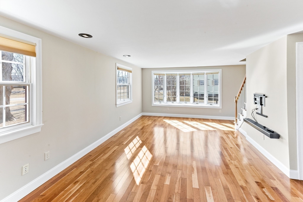 11 West Street Hadley, MA 01035 - Photo 9 of 40