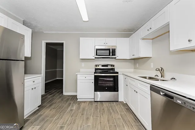 $2,210 | 295 Stoneridge Way, Fayetteville, GA 30215