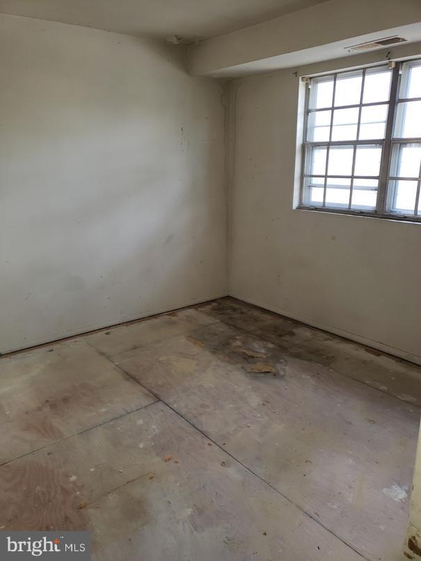11908 Tarragon Road, Unit L Reisterstown, MD 21136 - Photo 6 of 10 Bedroom (Master)