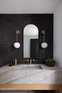 $9,400,000 | 6512 East Hummingbird Lane, Paradise Valley, AZ 85253