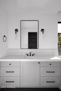 $9,400,000 | 6512 East Hummingbird Lane, Paradise Valley, AZ 85253