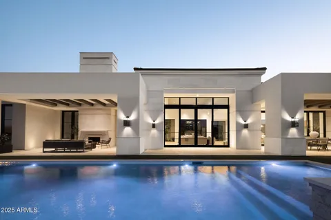 $9,400,000 | 6512 East Hummingbird Lane, Paradise Valley, AZ 85253