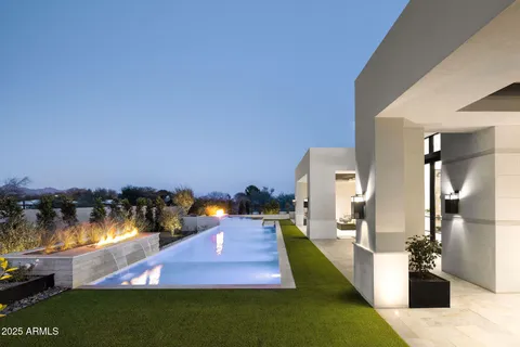 $9,400,000 | 6512 East Hummingbird Lane, Paradise Valley, AZ 85253