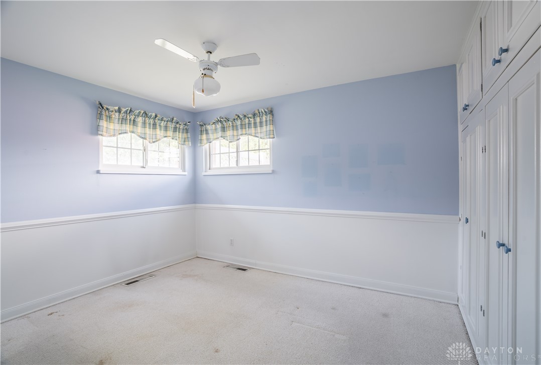 928 East Stroop Road Dayton, OH 45429 - Photo 17 of 27