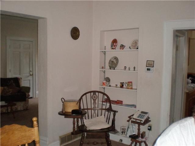 655 South Hampton Road Columbus, OH 43213 - Photo 9 of 10