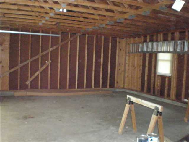655 South Hampton Road Columbus, OH 43213 - Photo 10 of 10