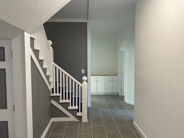 $299,000 | 561 South Chambers Street, Giddings, TX 78942