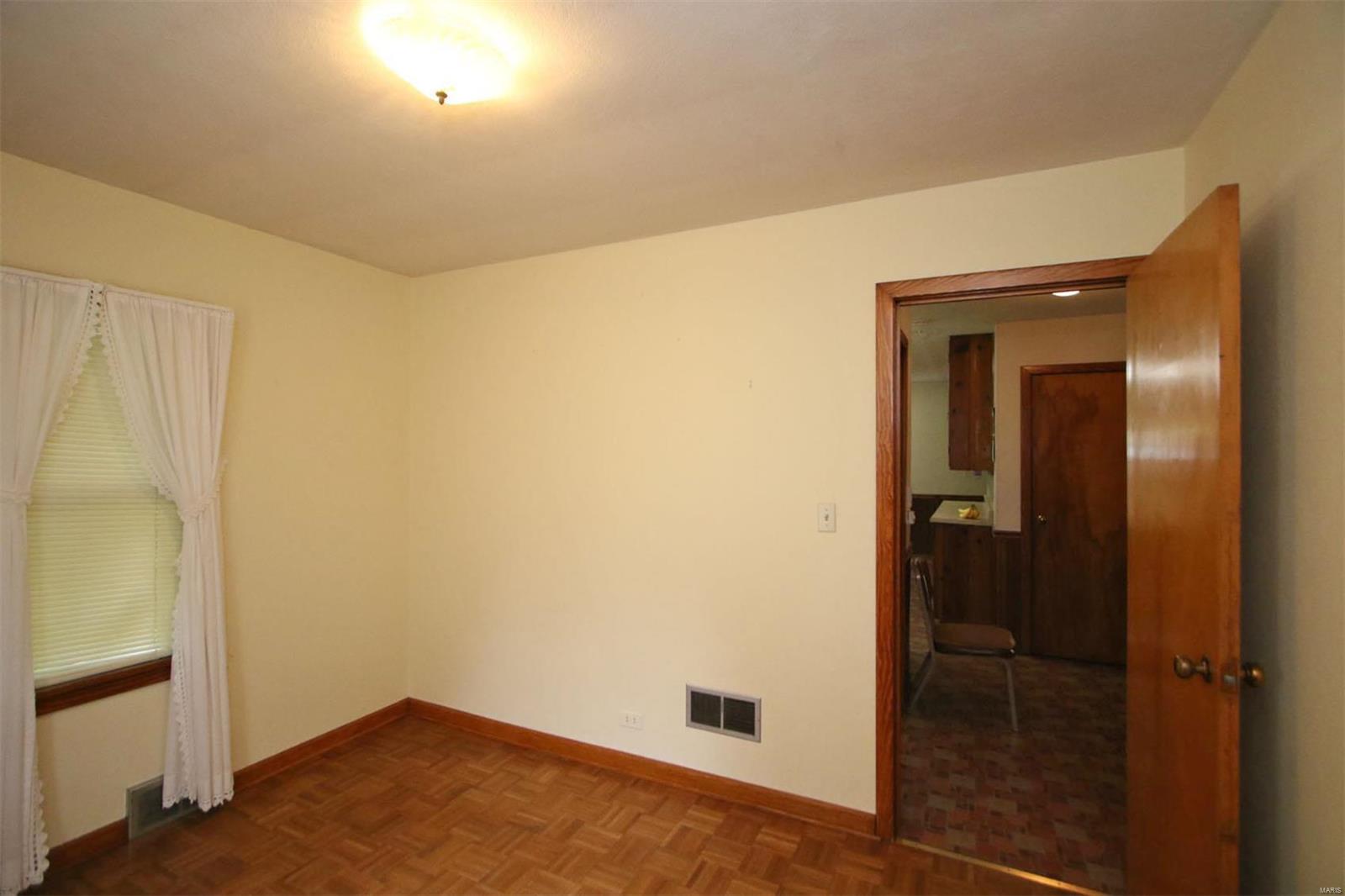 6520 Godfrey Road Godfrey, IL 62035 - Photo 15 of 17