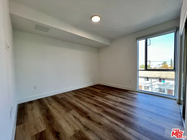 $4,968 | 5801 Camerford Avenue, Unit PH2, Los Angeles, CA 90038