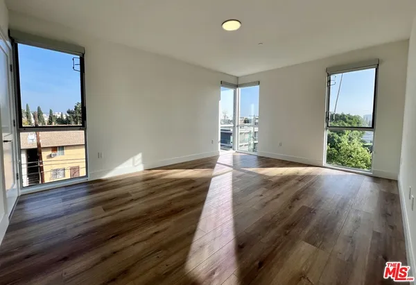$4,968 | 5801 Camerford Avenue, Unit PH2, Los Angeles, CA 90038