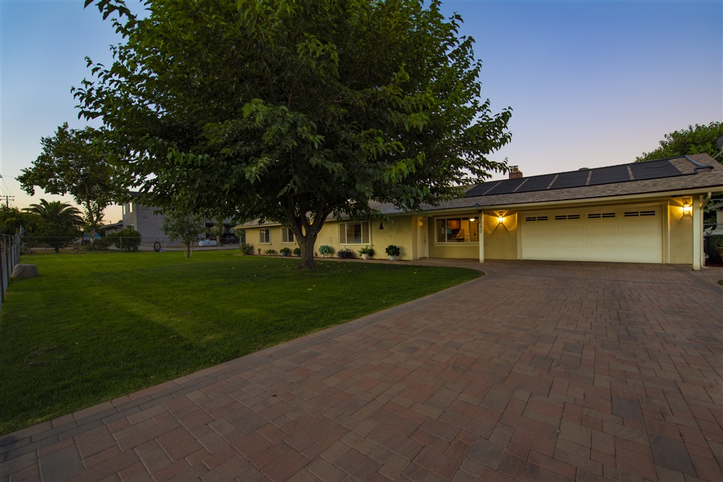 1648 Keyes Road Ramona, CA 92065 - Photo 3 of 22