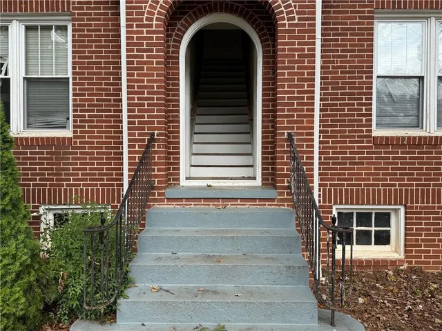 $1,395 | 300 Forrest Avenue, Gainesville, GA 30501