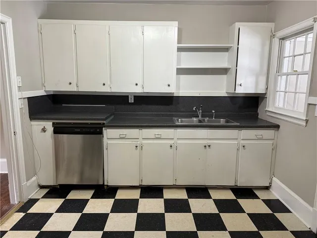 $1,395 | 300 Forrest Avenue, Gainesville, GA 30501