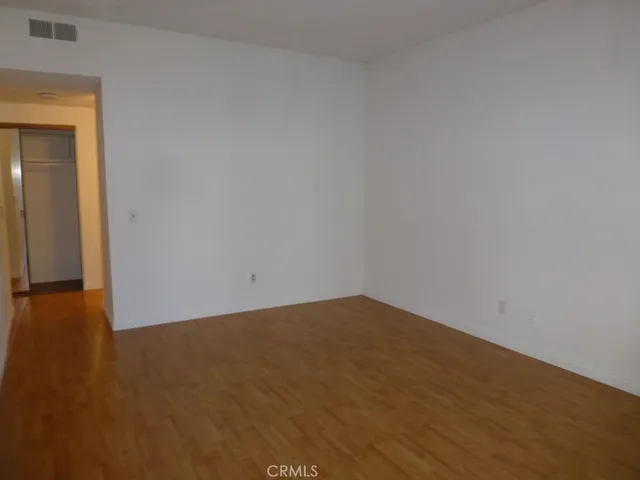 $529,900 | 17914 West Magnolia Boulevard, Unit 127, Encino, CA 91316