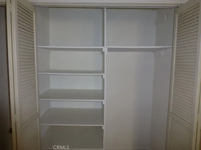 $529,900 | 17914 West Magnolia Boulevard, Unit 127, Encino, CA 91316