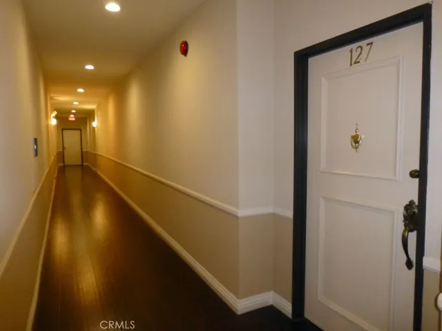 $529,900 | 17914 West Magnolia Boulevard, Unit 127, Encino, CA 91316
