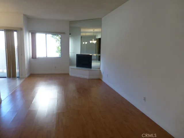 $529,900 | 17914 West Magnolia Boulevard, Unit 127, Encino, CA 91316