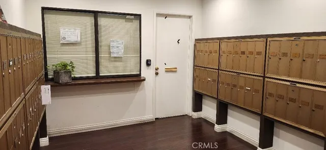 $529,900 | 17914 West Magnolia Boulevard, Unit 127, Encino, CA 91316