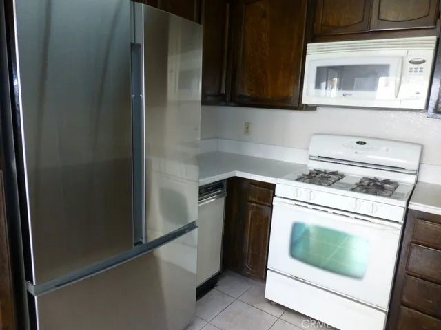 $529,900 | 17914 West Magnolia Boulevard, Unit 127, Encino, CA 91316