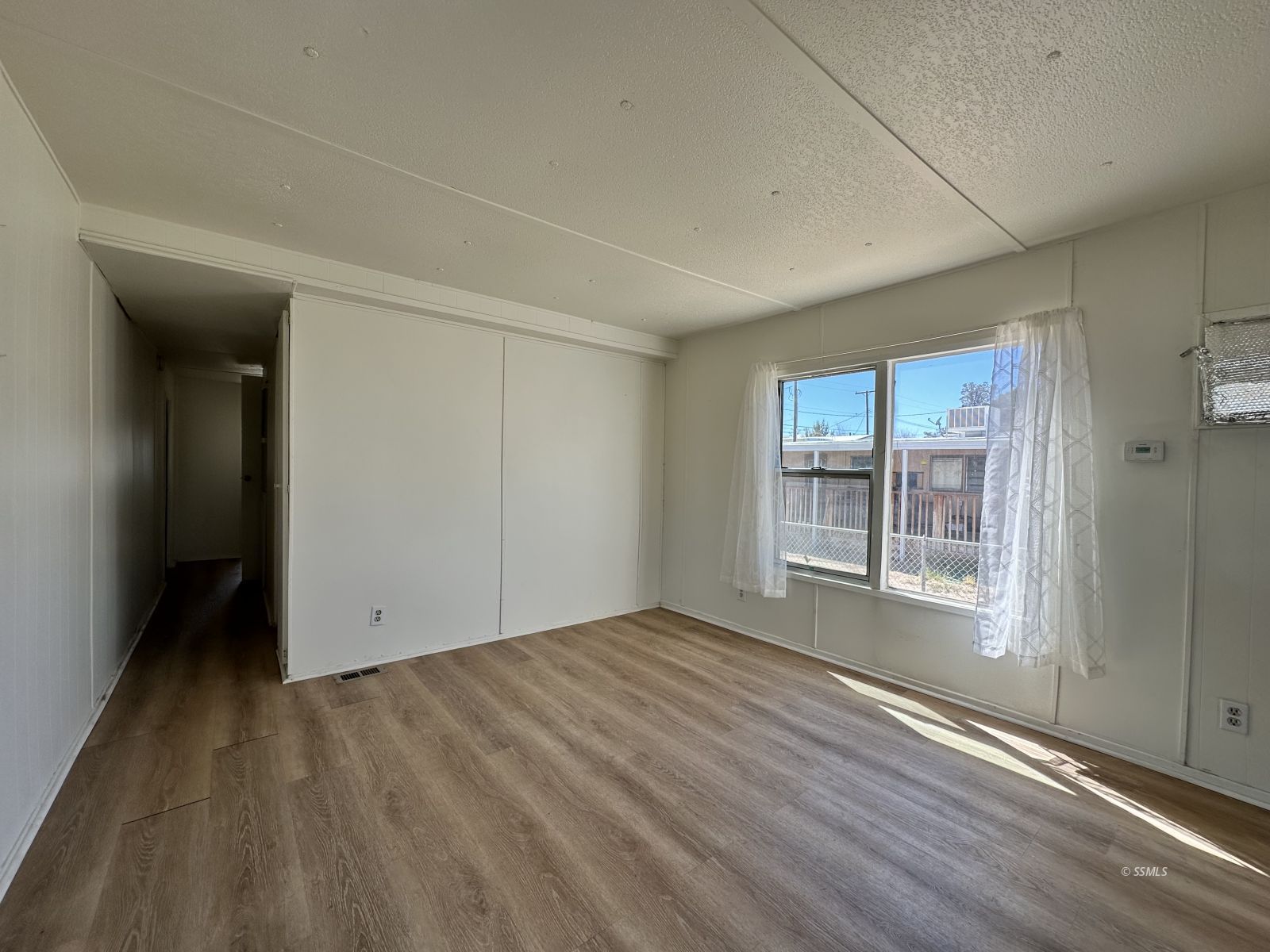 717 West Reeves Avenue Ridgecrest, CA 93555 - Photo 4 of 12