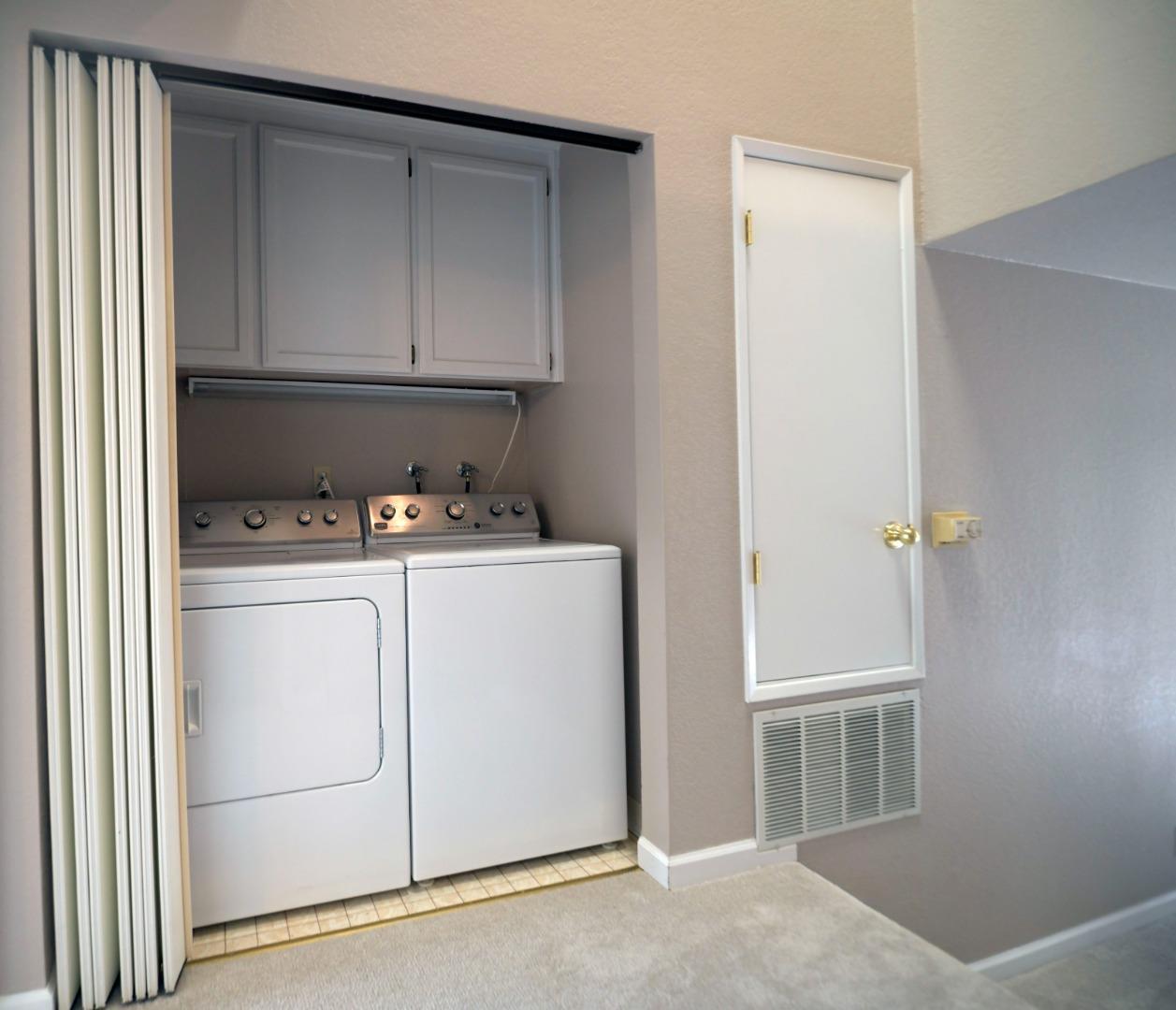584 Valeri Ruth Court Santa Clara, CA 95050 - Photo 20 of 27 a utility room with dryer and washer