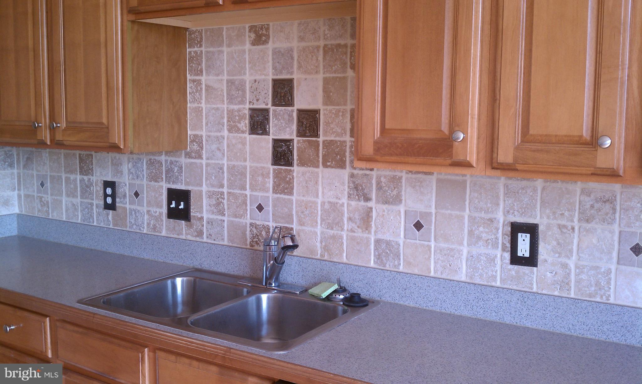 75 Inkberry Circle Gaithersburg, MD 20877 - Photo 14 of 23 Kitchen