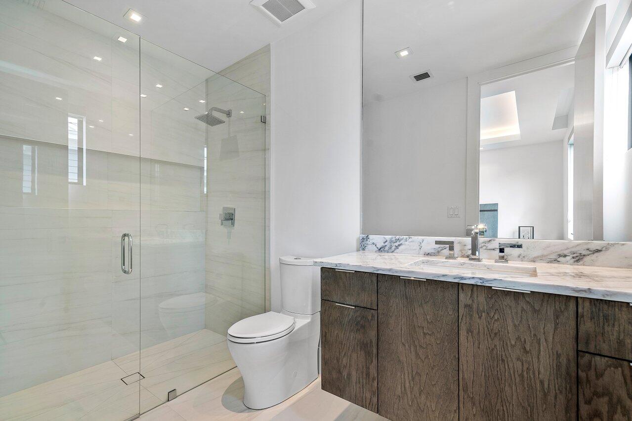 530 Northeast Wavecrest Way, Unit SOUTH Boca Raton, FL 33432 - Photo 26 of 33 029-530NortheastWavecrestWay-BocaRaton-F