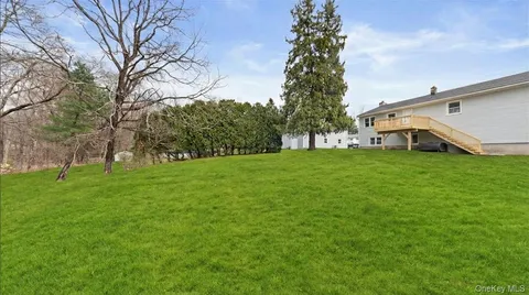 $659,000 | 77 Friendly Road, Mahopac, NY 10541