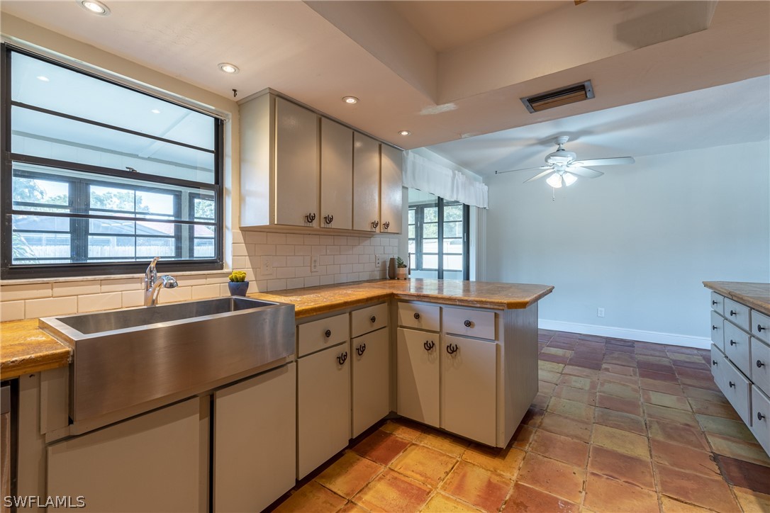 9040 Pomelo Road West Fort Myers, FL 33967 - Photo 19 of 35 Gallery Image 19