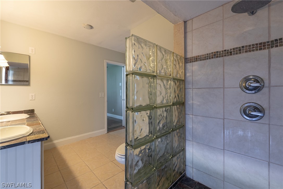 9040 Pomelo Road West Fort Myers, FL 33967 - Photo 31 of 35 Gallery Image 31