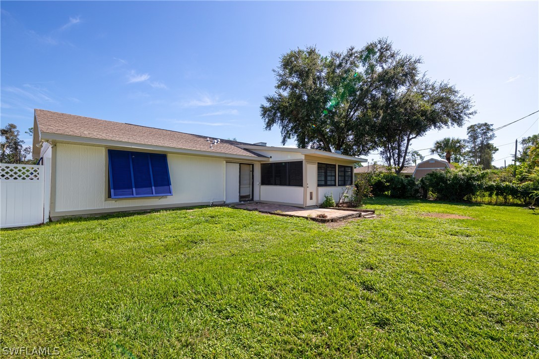 9040 Pomelo Road West Fort Myers, FL 33967 - Photo 4 of 35 Gallery Image 4