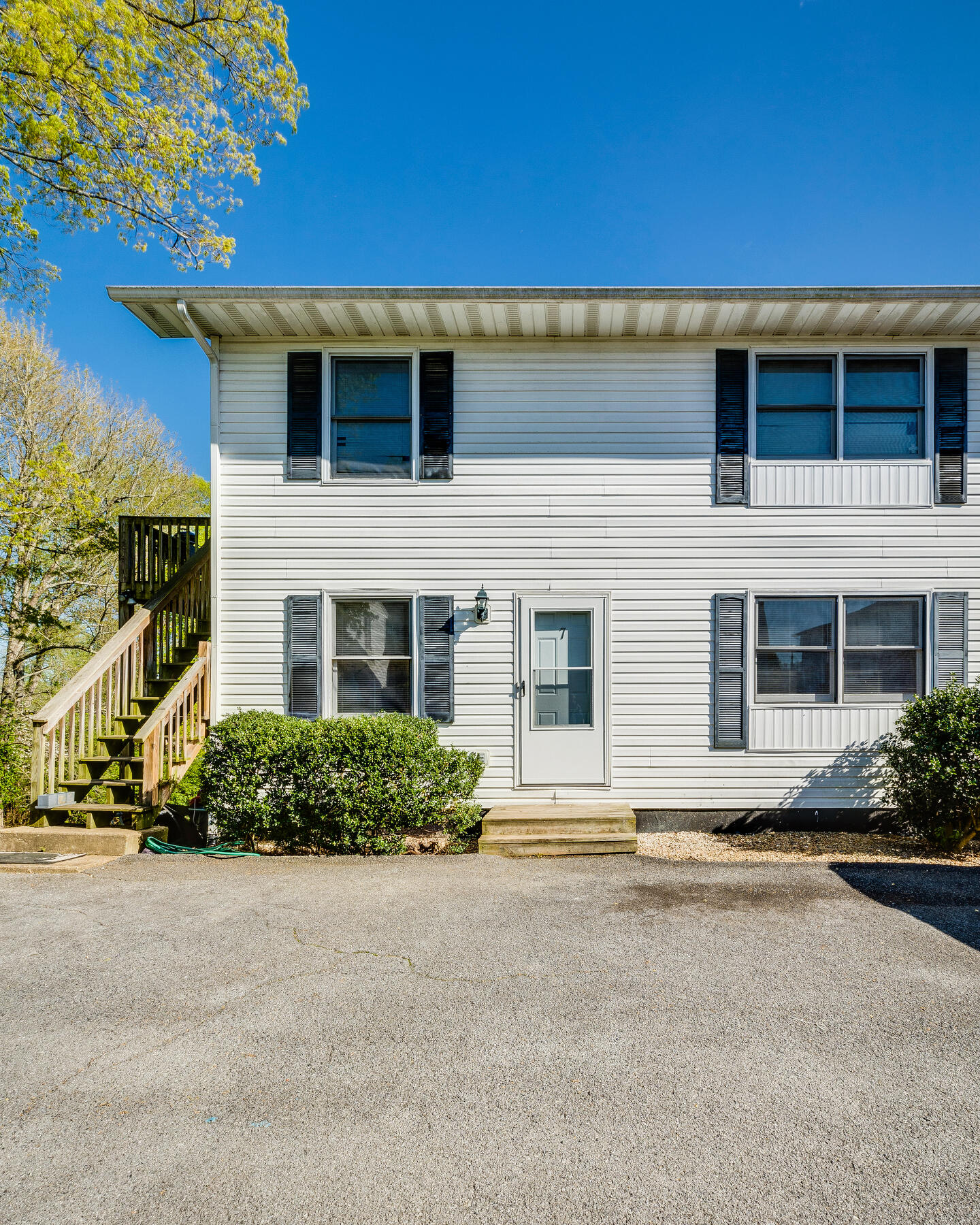 753 Bluff City Highway, Unit A7 Bristol, TN 37620 - Photo 1 of 22 001